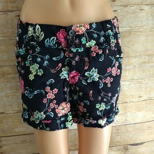 Torrid Size 10 Black Floral Shorts